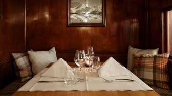 야간 외관 전경